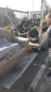 Via Siepe Nuova, rimozione rifiuti