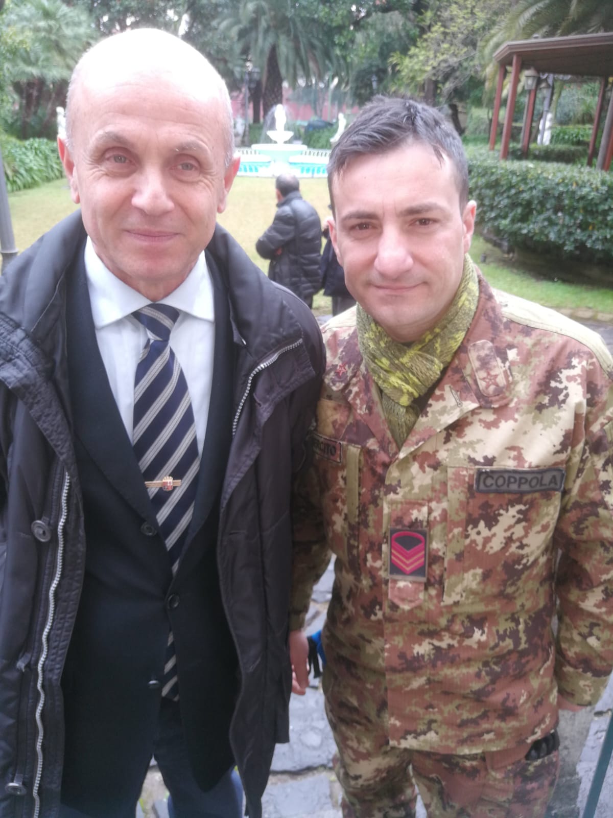Frattamaggiore, in piazza in ricordo dei militari caduti in guerra e nelle missioni di pace ErgoTV Frattamaggiore, in piazza in ricordo dei militari caduti in guerra e nelle missioni di pace ErgoTV