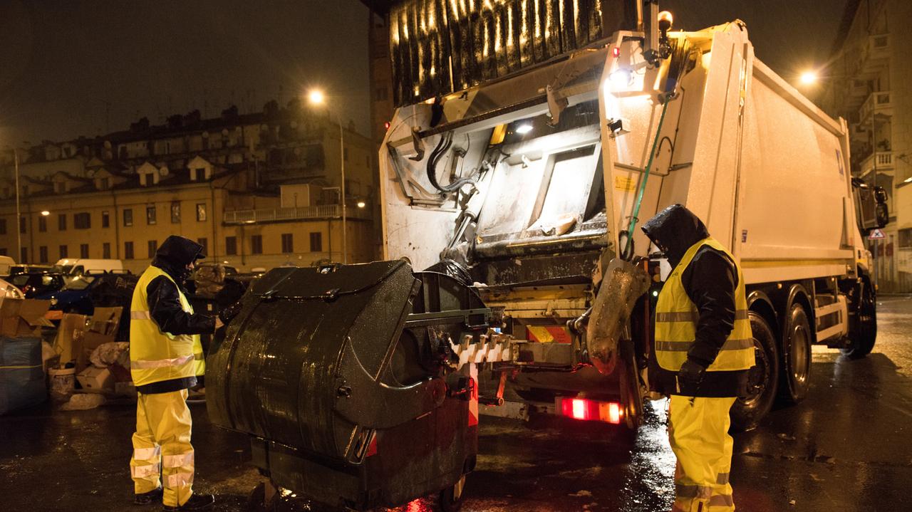 Morto operaio ASIA Napoli
