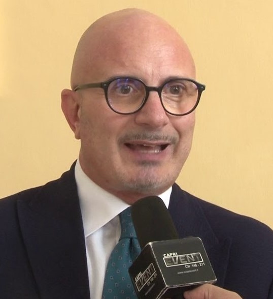 Al liceo “Niccolò Braucci” di Caivano si celebra il settimo centenario della morte di Dante