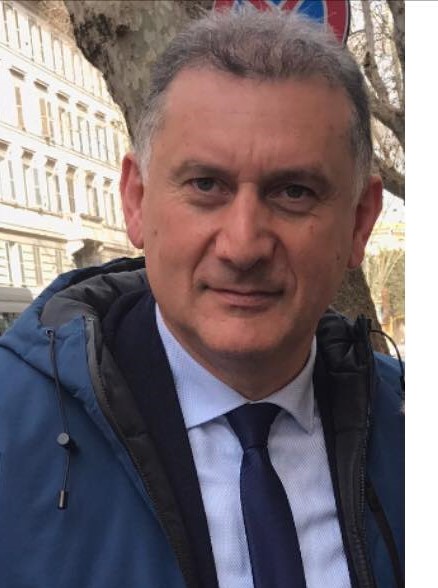 Cesa, l’ispettore di polizia Cesario Bortone è Cavaliere della Repubblica