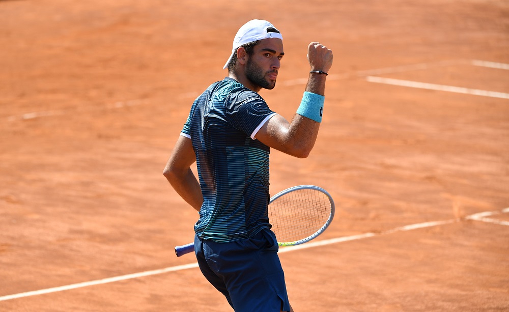 Tennis Roma – Fuori Sinner e Travaglia, avanzano Sonego e Berrettini