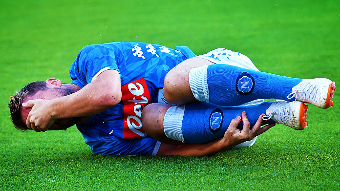 Napoli, infortunio Mertens: out dopo 5′ dal suo ingresso in campo