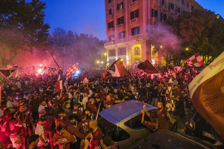 Serie B – Salernitana in serie A. Festeggiamenti oltre il limite in città