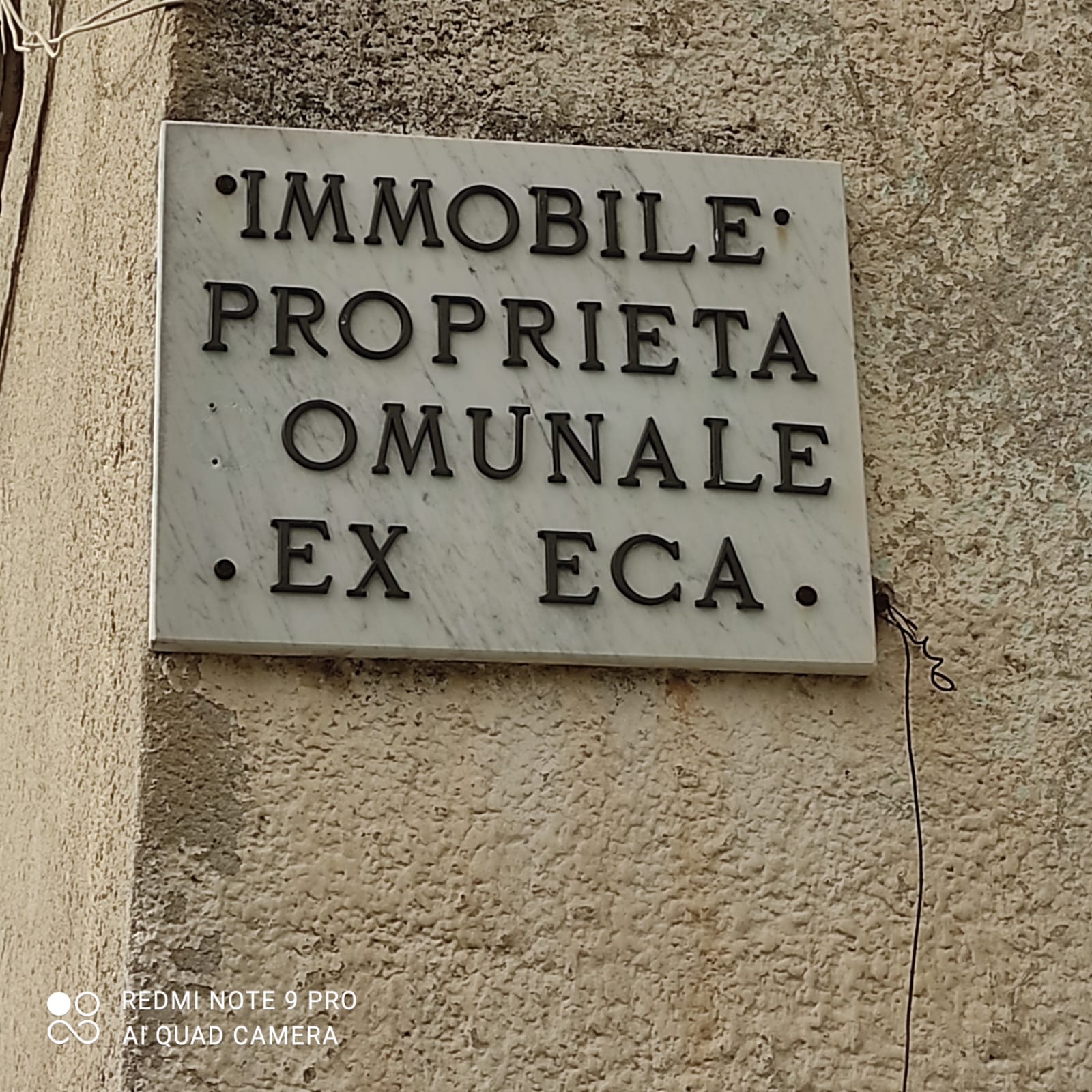 Casandrino, immobili di proprietà comunale Ex ECA in uno stato di degrado
