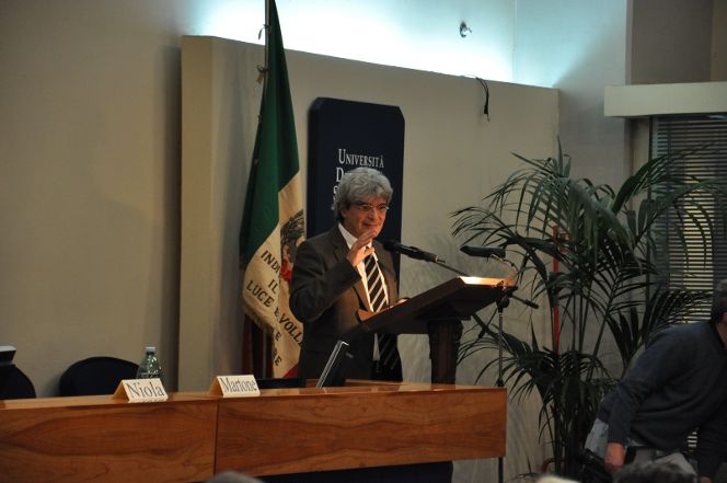 A Mario Martone il Premio BPER Napoli per aver ridisegnato l’identità napoletana attraverso i linguaggi del Teatro e del Cinema