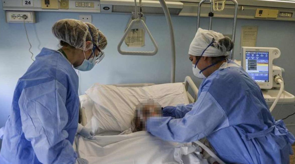 Covid: anche due bambini in rianimazione. Ospedali sentinella Fiaso, in Terapia intensiva +17% ricoveri di no vax