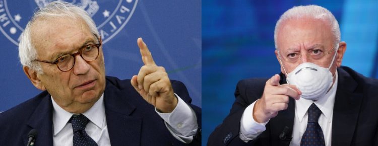 De Luca : i docenti sono eroi!!! Prosegue lo scontro con il mostro Bianchi