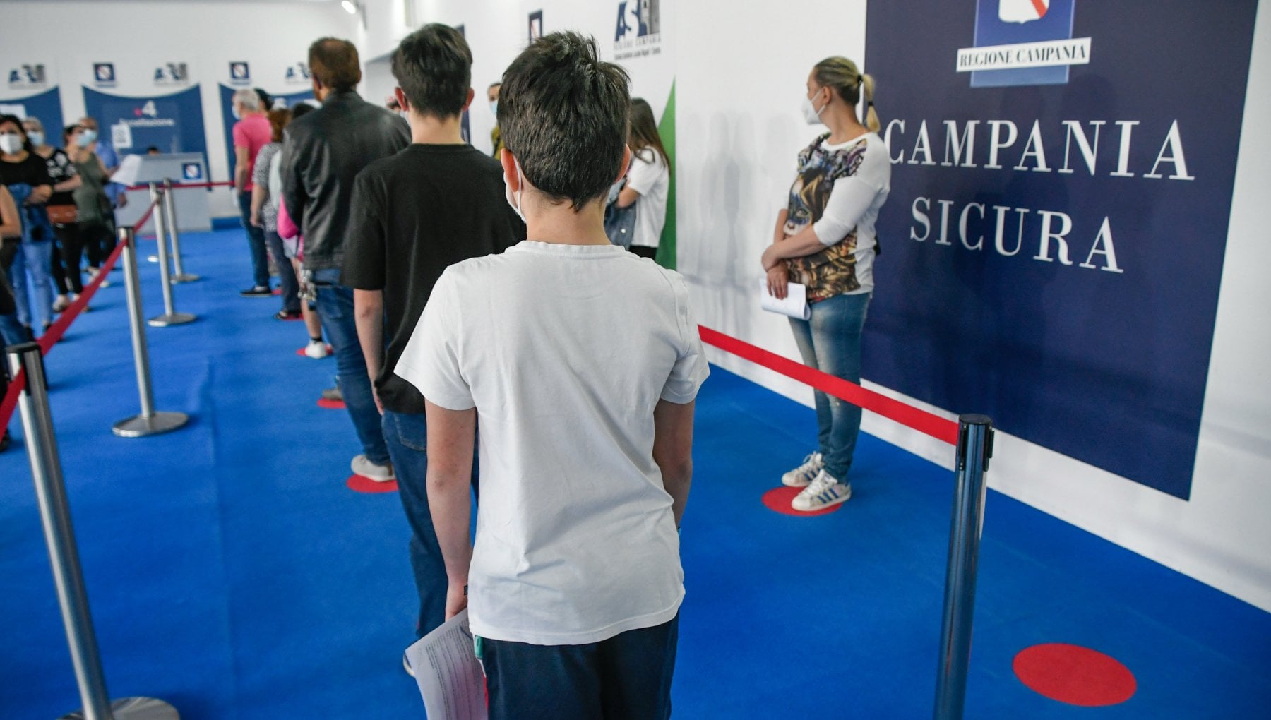 150 euro per una finta somministrazione e un valido Green Pass