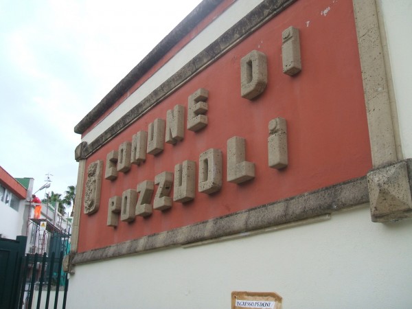 Pozzuoli, si dimette il vicesindaco Visone