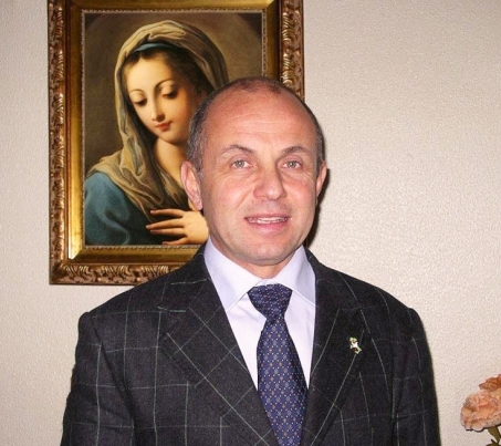 Frattamaggiore, precisazioni della minoranza sulla neo giunta Del Prete, replica di Aveta