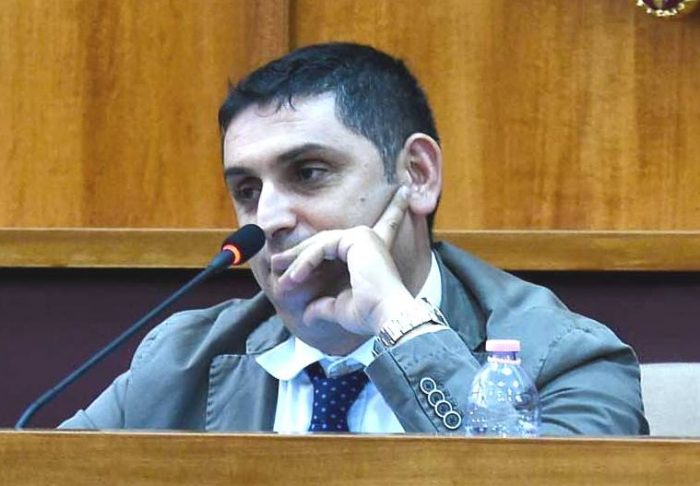 Pozzuoli, si comincia a stringere la cerchia del TotoSindaco