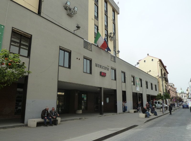 Giugliano,la polizia locale sequestra un area sportiva