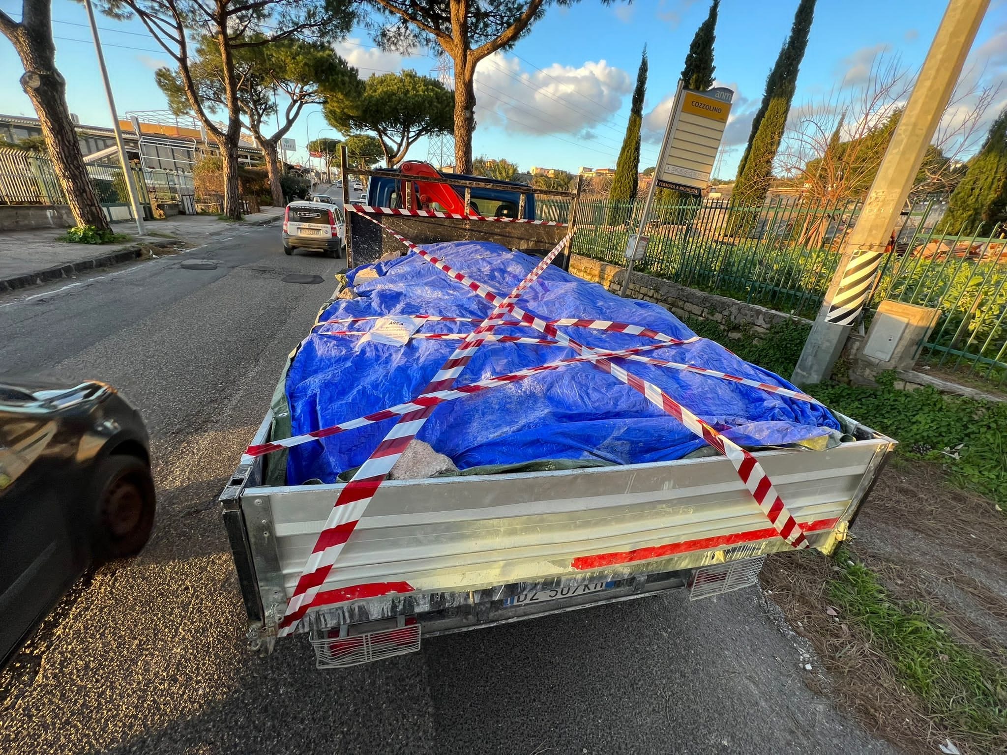 Ercolano , sequestro della polizia locale di rifiuti illeciti