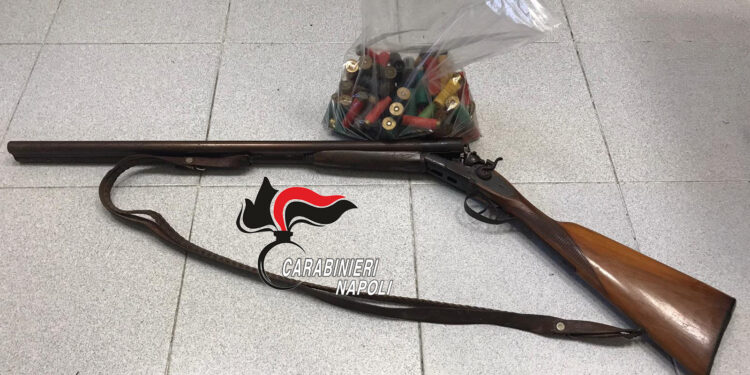 Camaldoli, carabinieri ritrovano fucile e proiettili