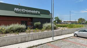 Sant’Anastasia, tentato omicidio per la rissa al McDonald
