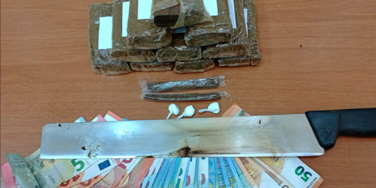 Secondigliano, trovato con un 1 kg di droga , arrestato