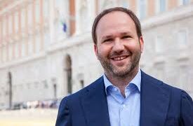 Gianpiero Zinzi, deputato della Lega , replica al Governatore De Luca sul tema ambientale