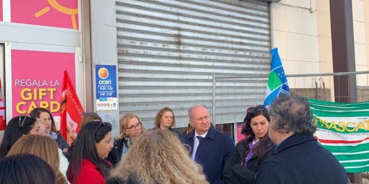 ACERRA ed Afragola uniti per la questione dipendenti Ipercoop