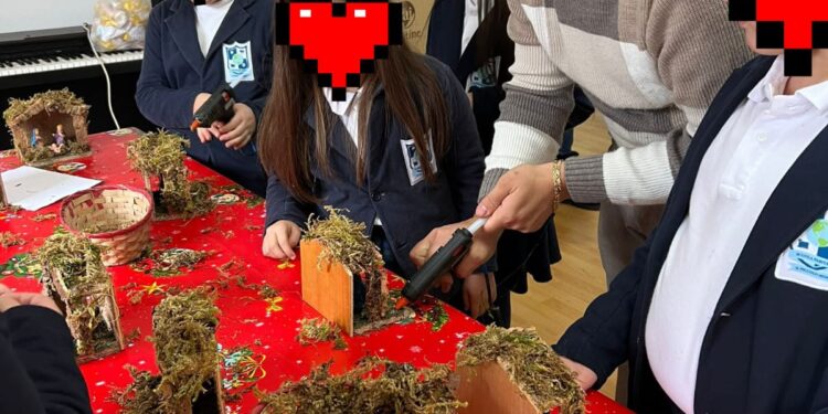 Il Natale della scuola “Piccolo Mondo” di Afragola