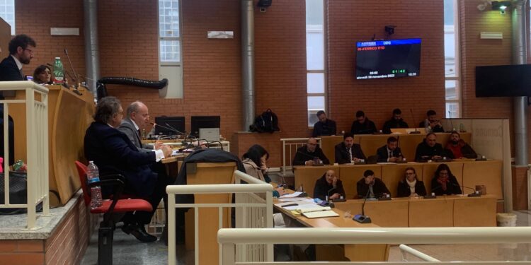 ACERRA, in consiglio comunale sancito protocollo d’intesa con federazione antiracket