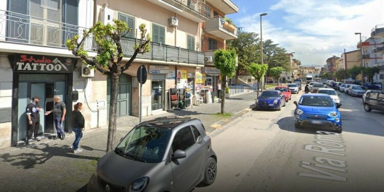 Pomigliano d’Arco, ordinanza cautelare per presunto autore degli spari ad uno studio per tatuaggi