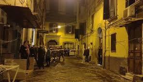Napoli, esplosione in un appartamento al centro della città