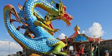 Caserta, Domenica 4 febbraio carri allegorici a Piazza Vanvitelli