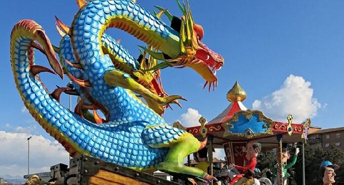 Caserta, Domenica 4 febbraio carri allegorici a Piazza Vanvitelli