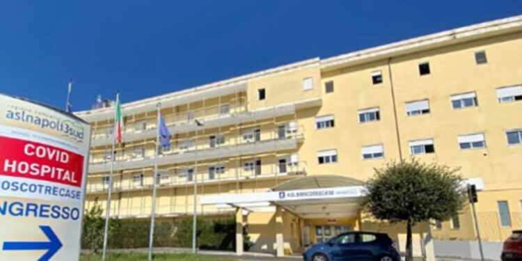 Boscotrecase, pronto soccorso chiuso, Severino Nappi bacchetta De Luca