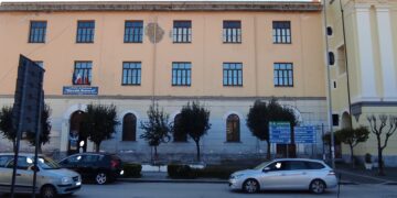 Caivano, al liceo statale “Braucci” strepitoso successo per l’Open Day: premiati anche studenti e studentesse che si sono diplomati con 100 e lode