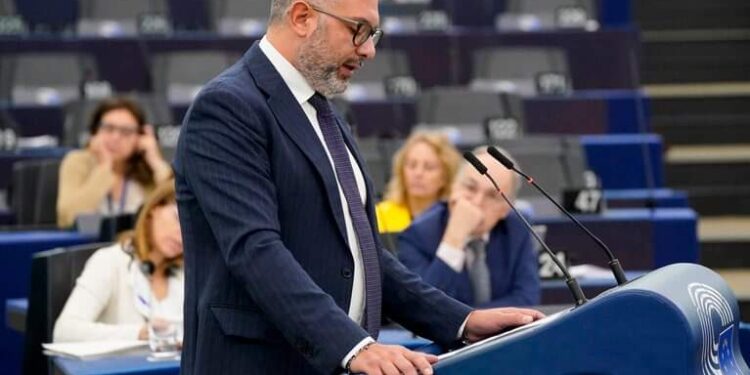 Nesci ( Fdi) attacca De Luca per i suoi comportamenti
