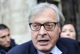 Vittorio Sgarbi si dimette da sottosegretario alla Cultura