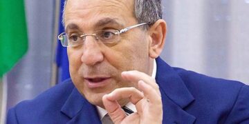 Caivano, il prefetto di Napoli nomina il settimo sovraordinato