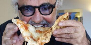 Briatore sfida la pizza 🍕 napoletana
