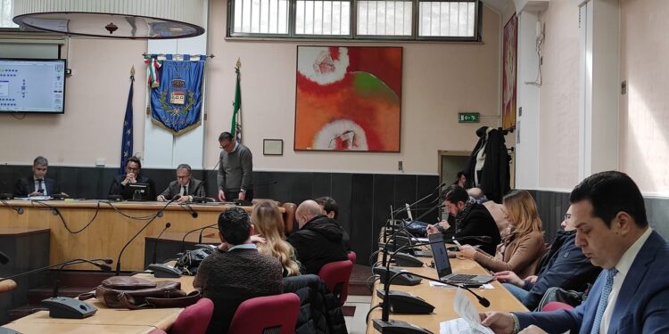 Casoria , il consiglio comunale approva il DUP per 47 milioni di investimenti