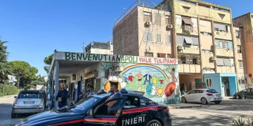 Caivano , spaccio al femminile in via Cairoli