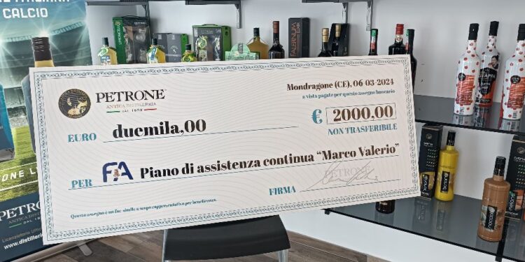 La storica distilleria “Petrone” si conferma leader anche nella solidarietà: donati duemila euro per il progetto di assistenza della Polizia di Stato “Marco Valerio”
