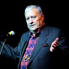 Mario Merola , il re della sceneggiata, oggi avrebbe 90 anni