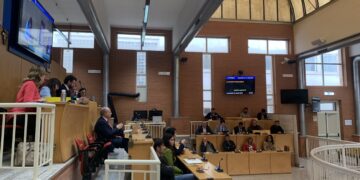 ACERRA, il consiglio comunale chiede il risarcimento al ministero per la vicenda