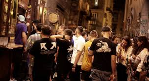 Casoria, una movida esplosiva, spari tra la folla