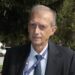 Piero Fassino , ex ministro della Giustizia, denunciato per furto di un profumo
