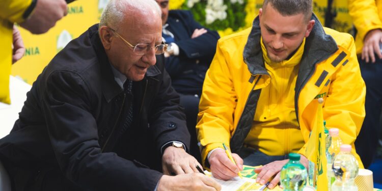 De Luca firma contro il cibo falso Made in Italy