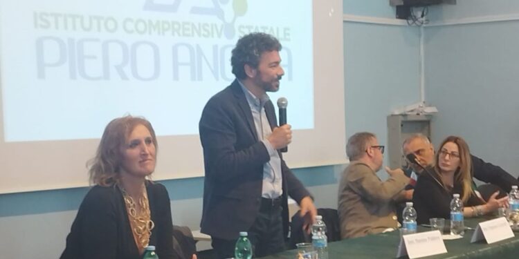 L’EVENTO. Intitolato allo scienziato Piero Angela l’istituto comprensivo San Gennarello di Ottaviano: è la prima scuola in Campania a lui dedicata