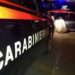 Villaricca, scena da film, con coltello in pugno per colpire la moglie ruba scooter