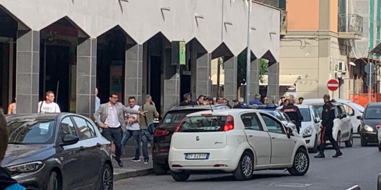 ULTIMA ORA, Frattamaggiore, doppia aggressione in Via Francesco Antonio Giordano