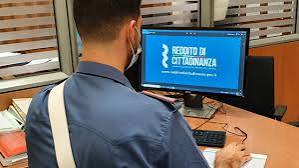 Torre Annunziata, hanno percepito il reddito di cittadinanza, non avendo i titoli, intervento della Procura