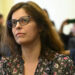 Ilaria Salis , libera e con la voglia di pizza