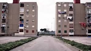 Afragola , un gruppo di interforze dell’ordine ha effettuato stamani un maxi blitz alle Salicelle