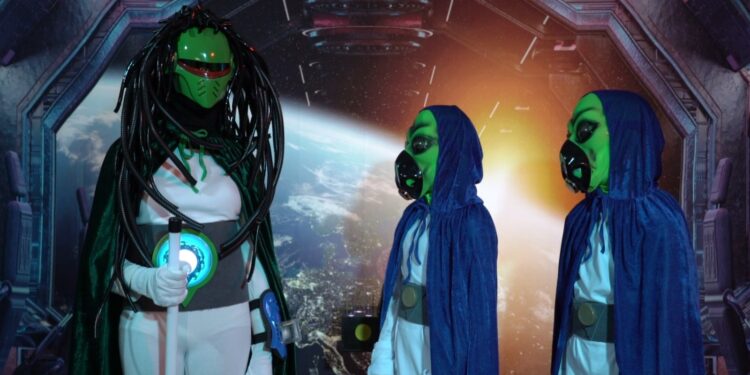IL SUCCESSO. L’istituto comprensivo “Milani” di Caivano brilla al concorso nazionale di Federchimica con il cortometraggio “Aliens”